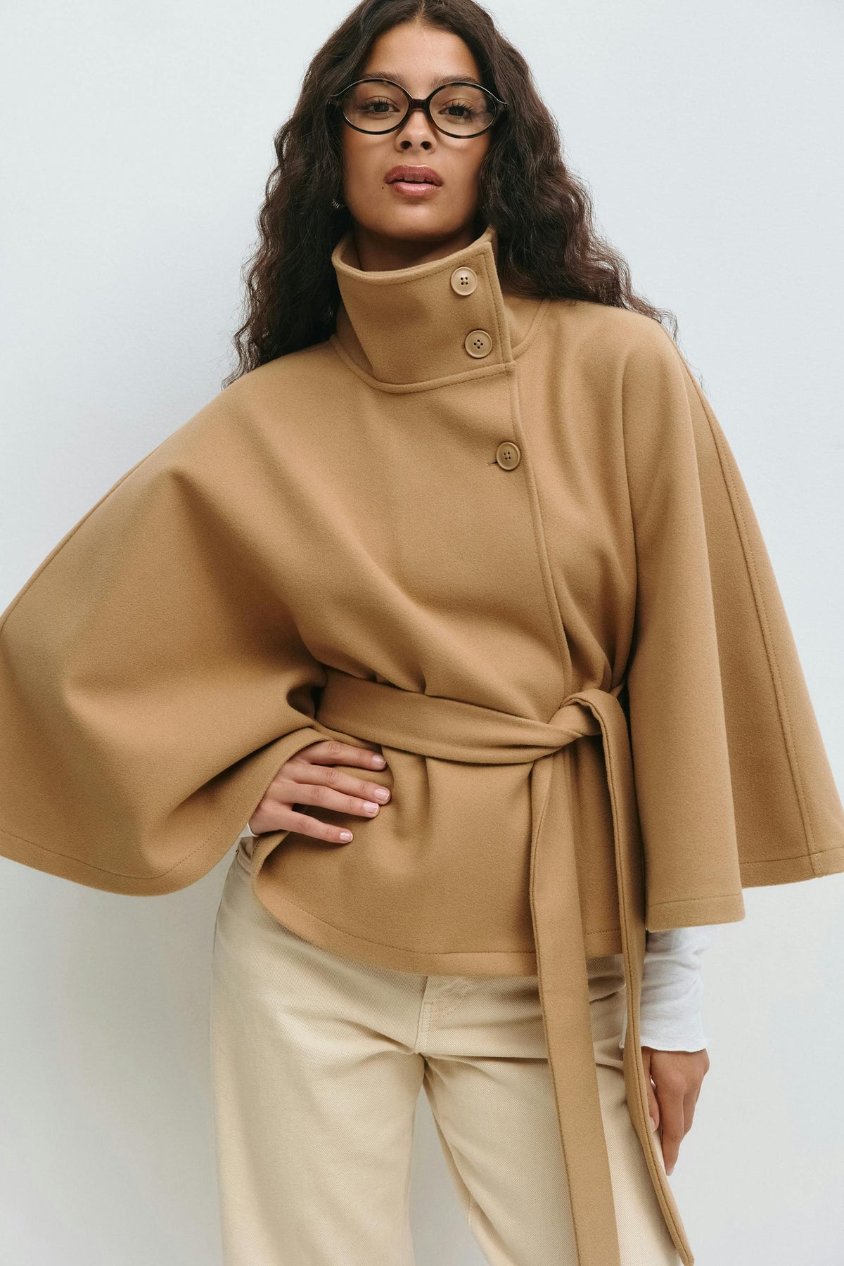 MOREAU LYON | MANTEAU CAPE À CEINTURE POUR FEMMES