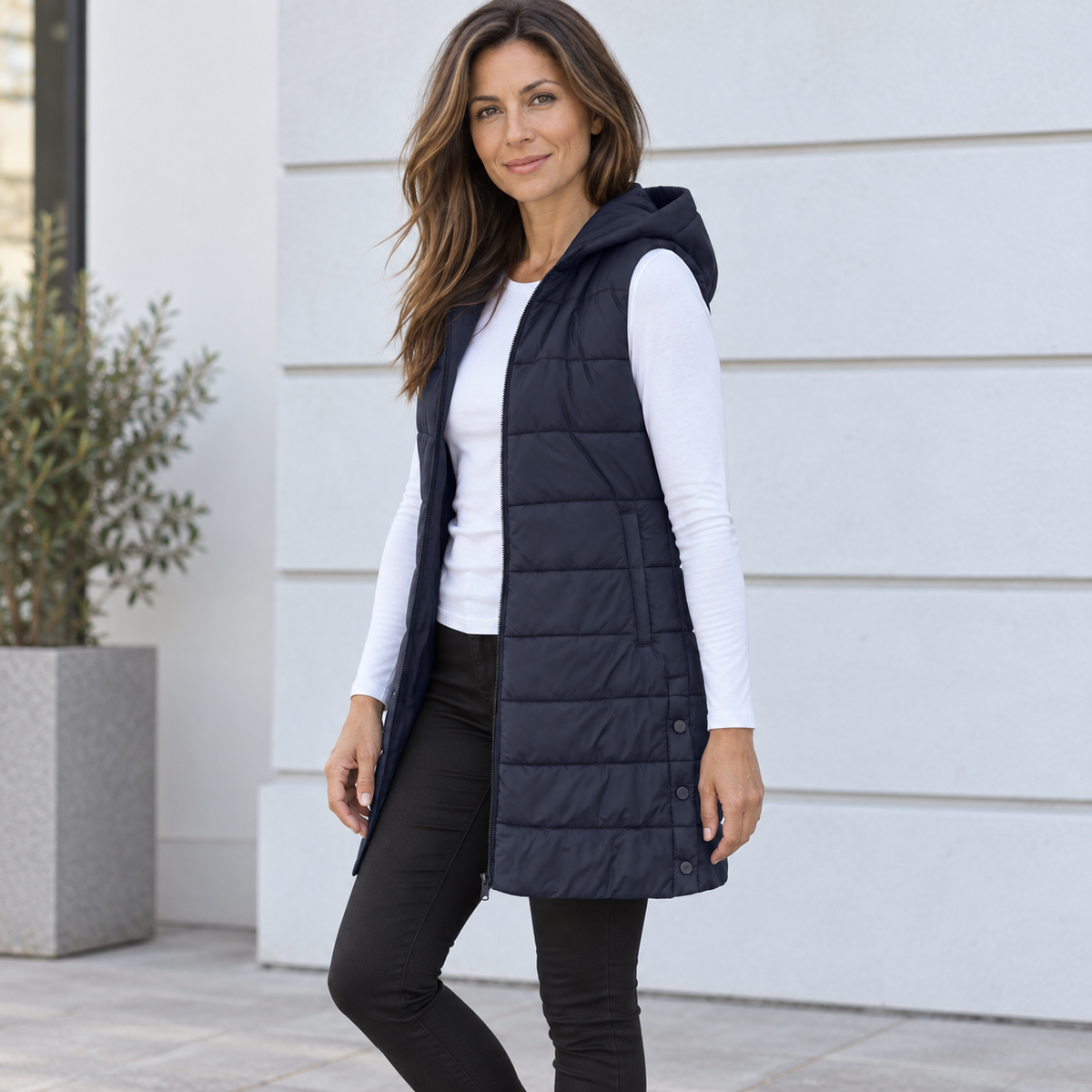 MOREAU LYON | GILET LONG MATELASSÉ À CAPUCHE POUR FEMMES