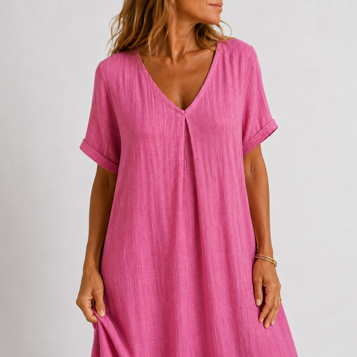 MOREAU LYON | CLASSIQUE ROBE À COL EN V POUR FEMMES