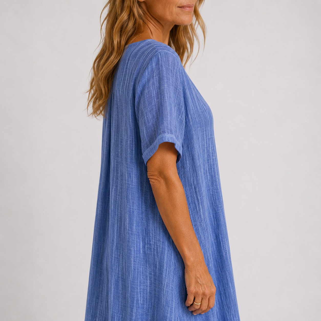 MOREAU LYON | CLASSIQUE ROBE À COL EN V POUR FEMMES