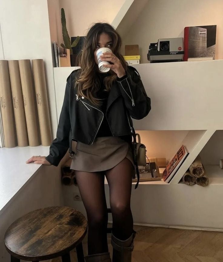 MOREAU LYON | JUPE SHORT CHIC POUR FEMMES