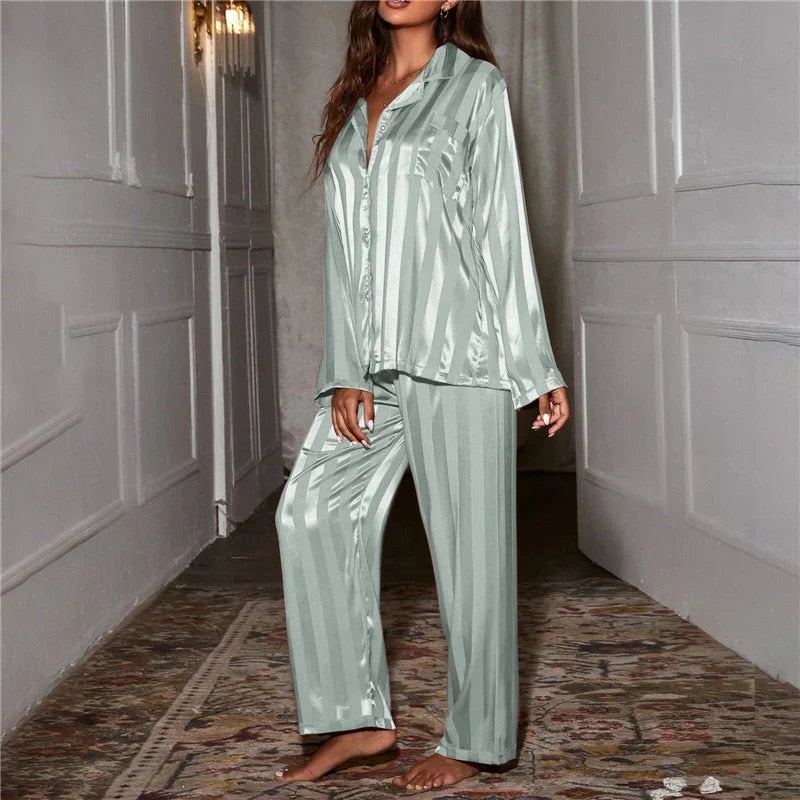 MOREAU LYON | ENSEMBLE DE PYJAMA CLASSIQUE POUR FEMMES