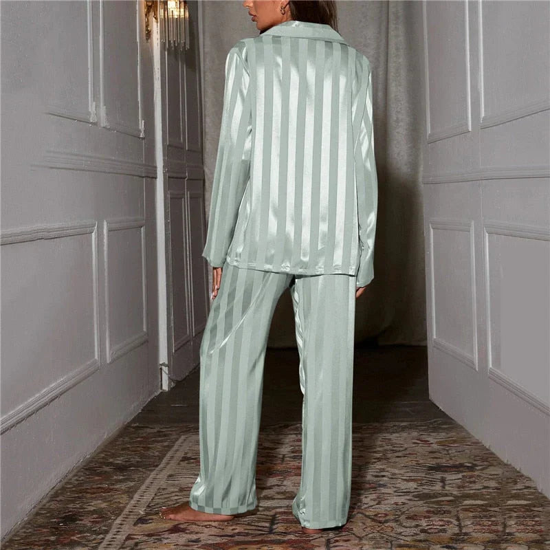 MOREAU LYON | ENSEMBLE DE PYJAMA CLASSIQUE POUR FEMMES