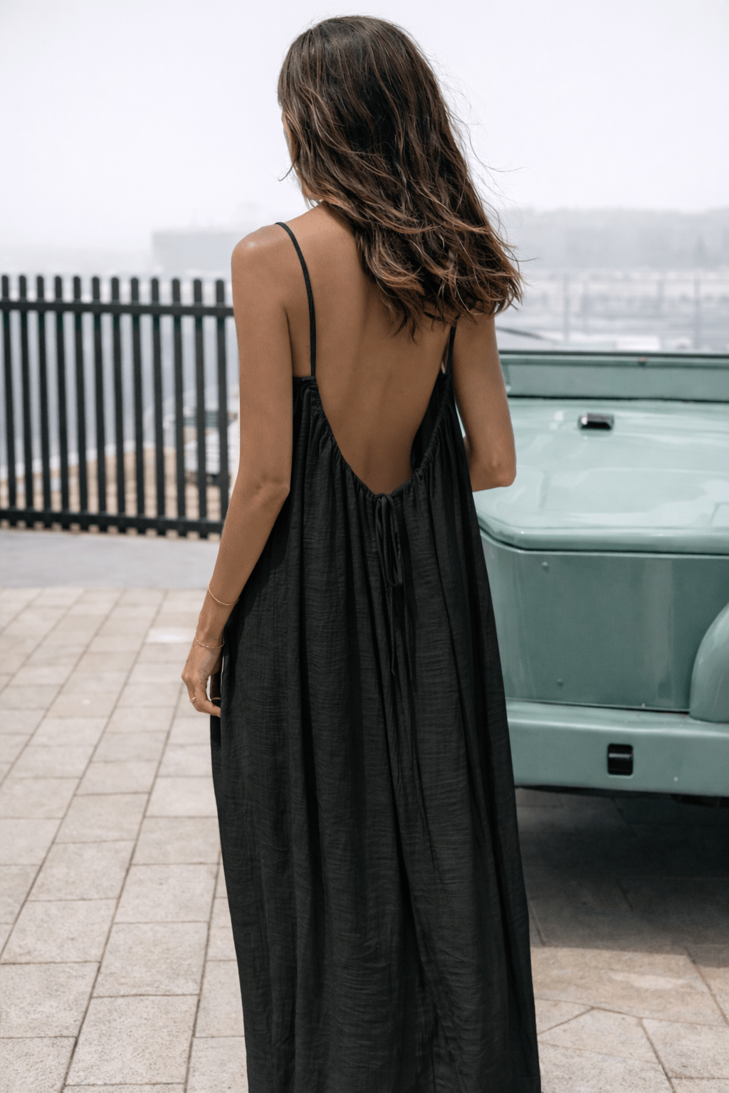 MOREAU LYON | ROBE MAXI À DOS DÉCOUVERTE POUR FEMMES