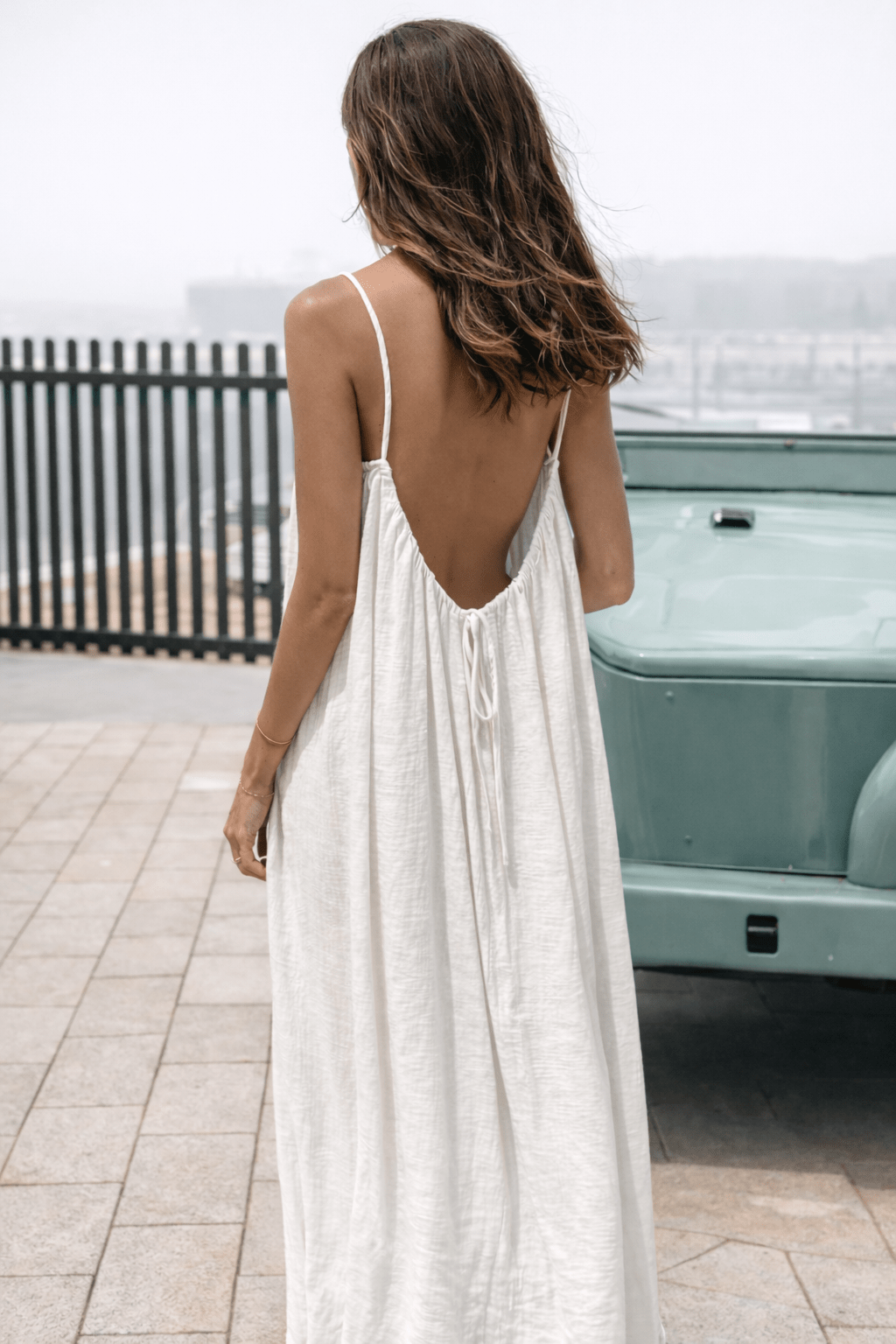 MOREAU LYON | ROBE MAXI À DOS DÉCOUVERTE POUR FEMMES