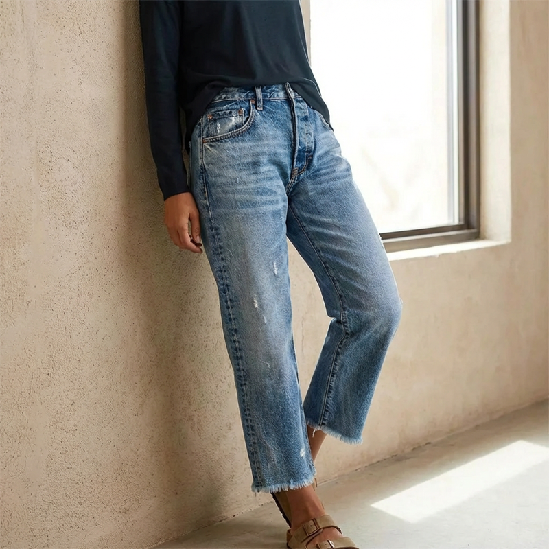 MOREAU LYON | JEANS À JAMBES DROITES POUR FEMMES