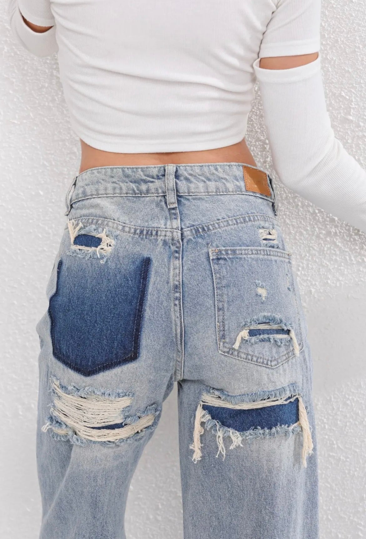 MOREAU LYON | JEANS DÉCHIRÉS ANCIENNE POUR FEMMES